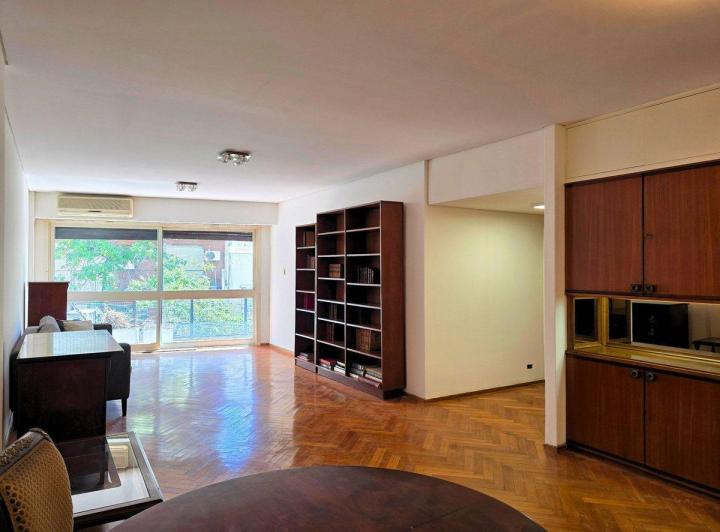 Departamento · 142m² · 5 Ambientes · 1 Cochera