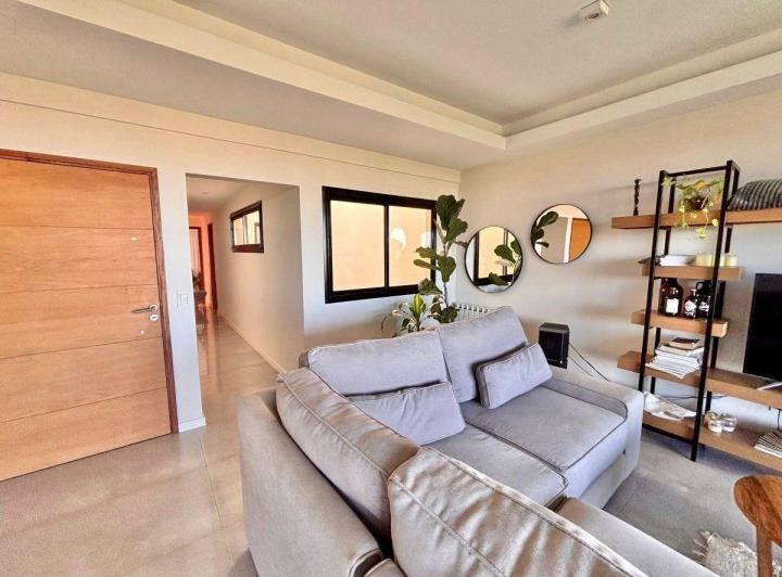 Departamento · 168m² · 7 Ambientes · 1 Cochera