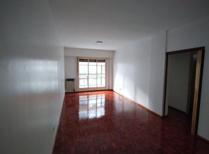 Departamento · 50m² · 3 Ambientes · 1 Cochera