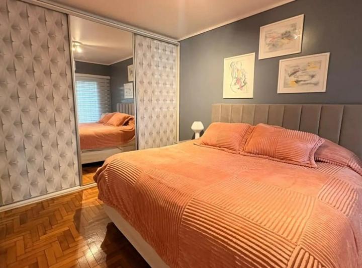 Casa · 371m² · 5 Ambientes · 3 Cocheras