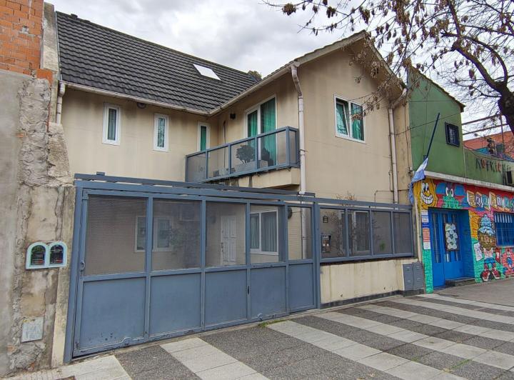 Casa · 274m² · 4 Ambientes · 1 Cochera