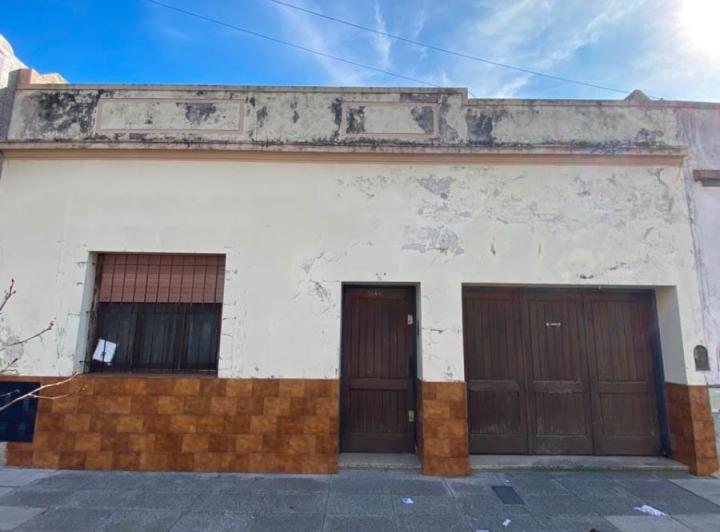 Casa · 165m² · 3 Ambientes · 1 Cochera