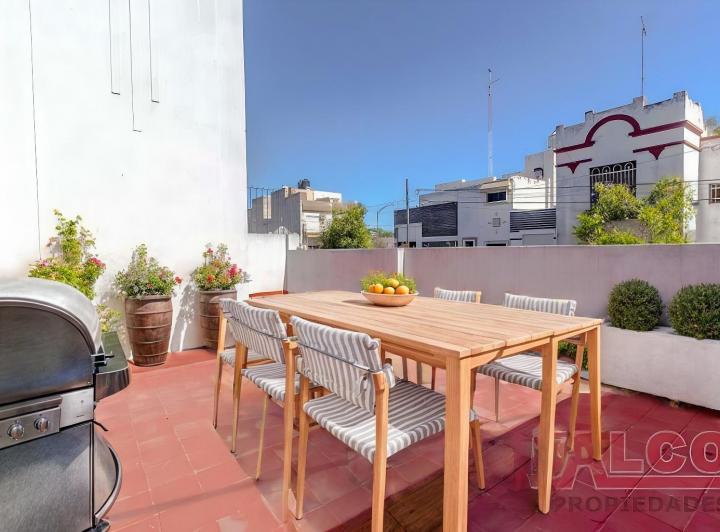 Casa · 136m² · 4 Ambientes · 1 Cochera