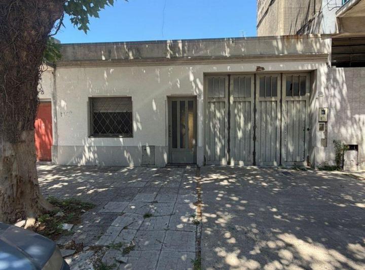Casa · 169m² · 4 Ambientes · 1 Cochera