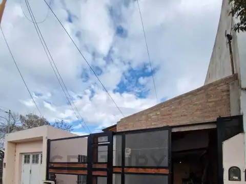 Casa en Venta en Cipolletti, General Roca