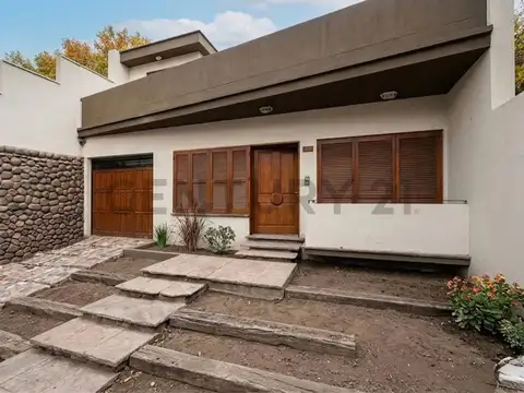 Casa en Alquiler en Quinta Sección, Mendoza