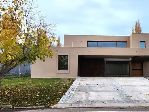Casa en Venta en Lunlunta, Maipú