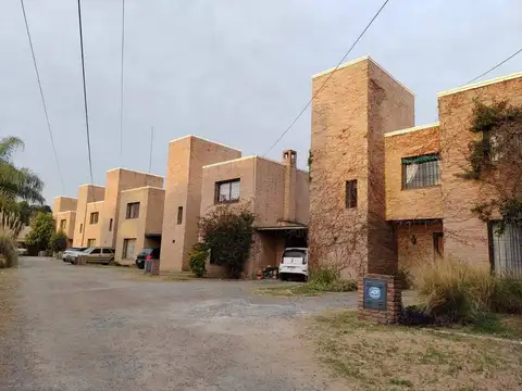 Casa en Alquiler en Arguello, Córdoba