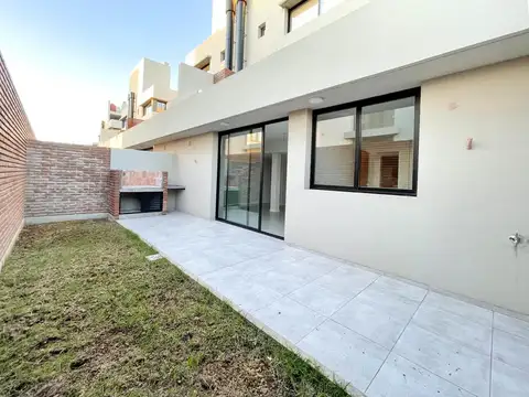 PH en Venta en Granadero Baigorria, Rosario