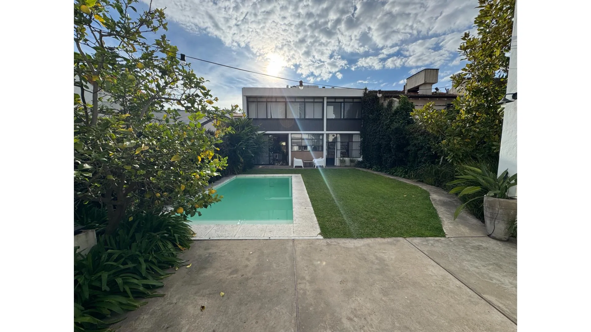 Casa en venta 4 ambientes Beccar