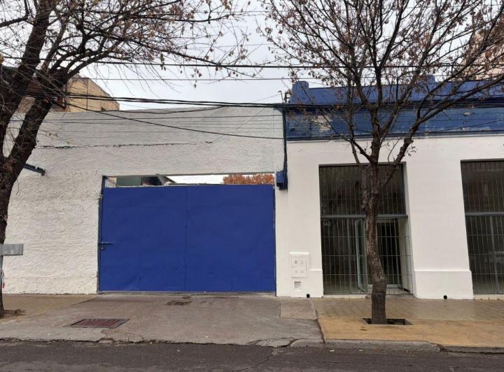 Local comercial · 938m² · 7 Ambientes · 1 Cochera