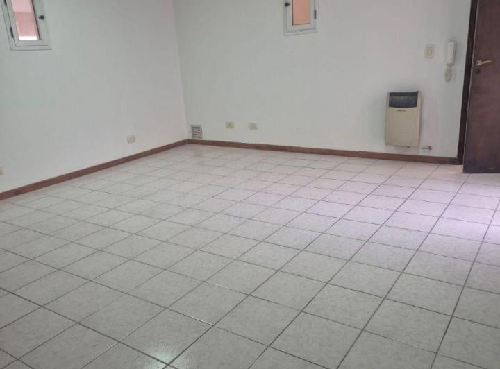 Departamento · 80m² · 4 Ambientes · 1 Cochera