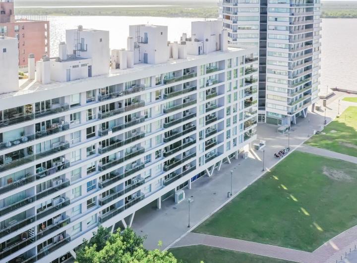 Departamento · 60m² · 2 Ambientes · 1 Cochera