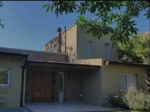 Casa en Alquiler en Pilar Centro, Pilar