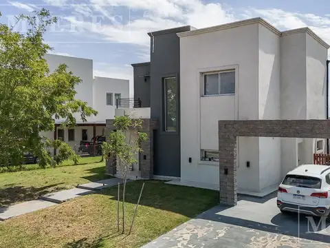 Casa en Alquiler en San Sebastián, Countries y Barrios Cerrados en Escobar