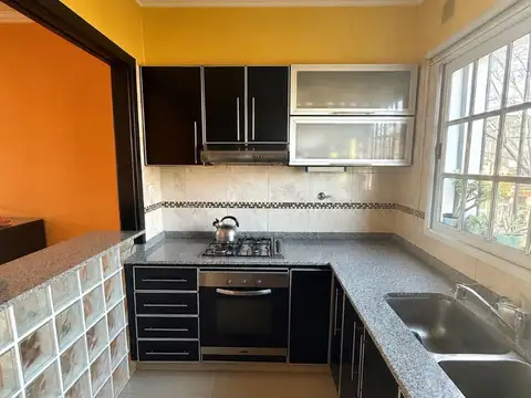 PH en Venta en Remedios de Escalada, Partido de Lanús