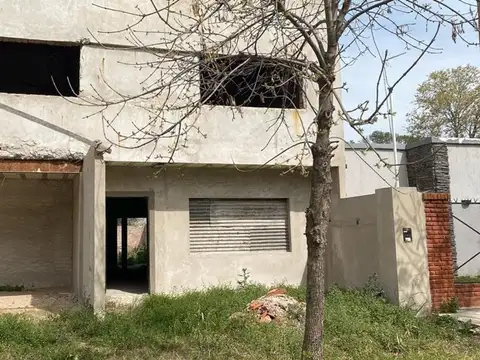 Casa en Venta en Burzaco, Partido de Almirante Brown