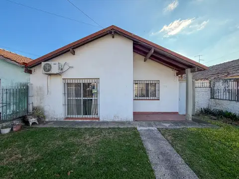 Casa en Venta en Villa Elvira, Partido de La Plata