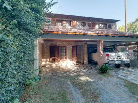 Casa en Venta en Los Hornos, La Plata