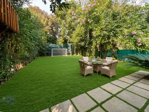 Casa en Venta en City Bell, Partido de La Plata