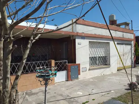 Casa en Venta en Isidro Casanova, Partido de La Matanza