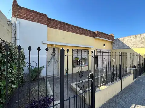 Casa en Venta en Isidro Casanova, Partido de La Matanza