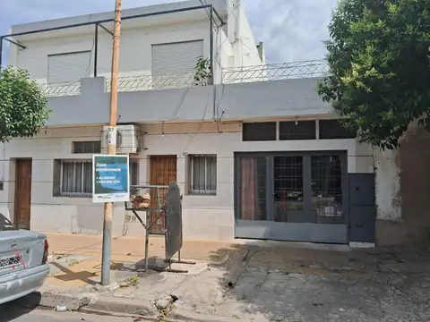 Casa en Venta en Isidro Casanova, Partido de La Matanza