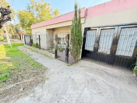 Casa en Venta en Villa Gobernador Udaondo, Partido de Ituzaingó