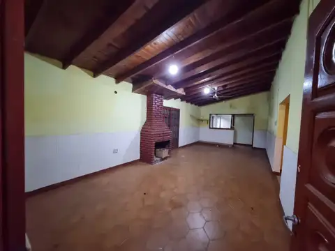 Casa en Venta en Mariano Acosta, Partido de Merlo
