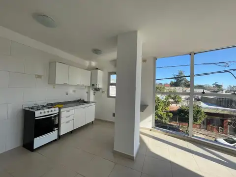 Departamento en Alquiler en Centro  - Campana, Campana