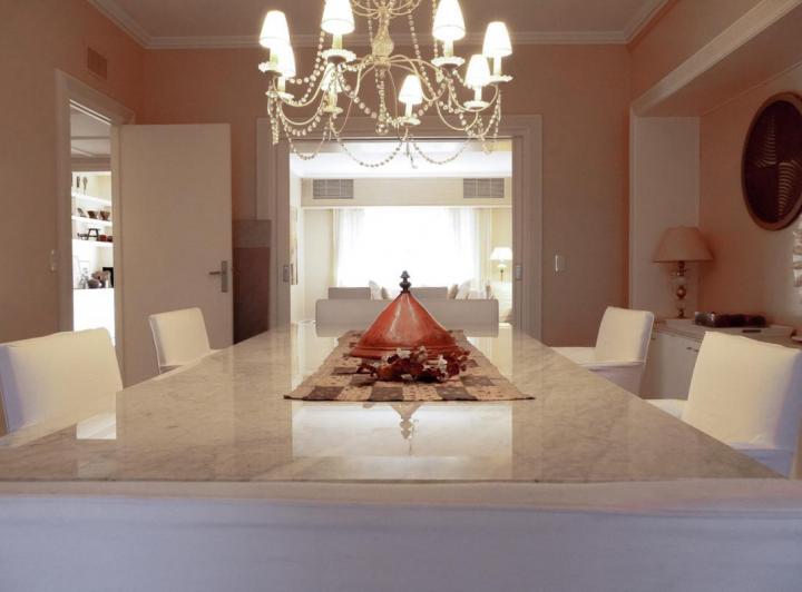 Departamento · 300m² · 10 Ambientes · 1 Cochera