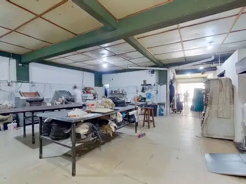 Galpón en Venta en Villa Santos Tesei, Partido de Hurlingham