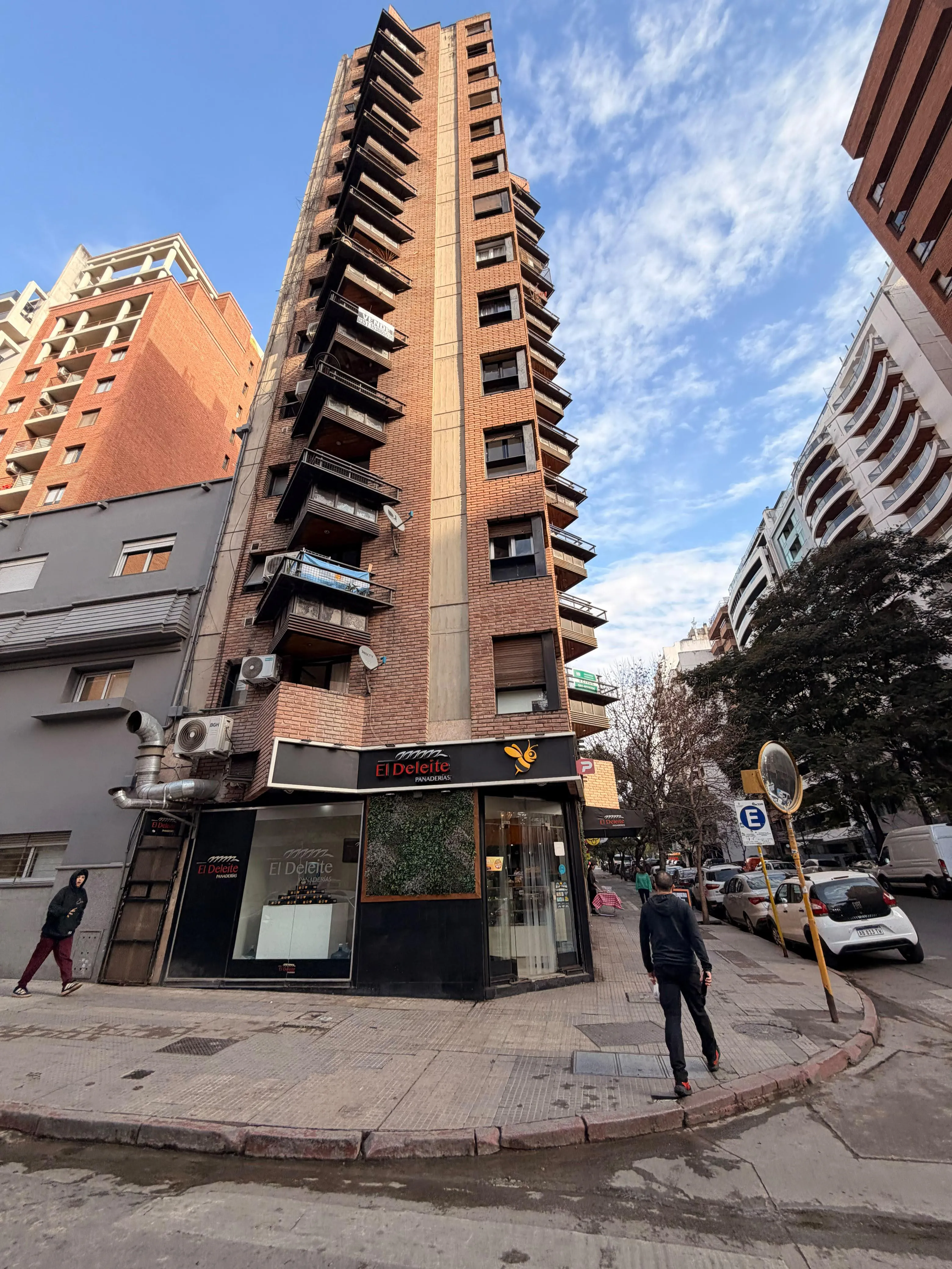 1 Dormitorio con balcón - Obispo Salguero 705 - Nueva Cordoba