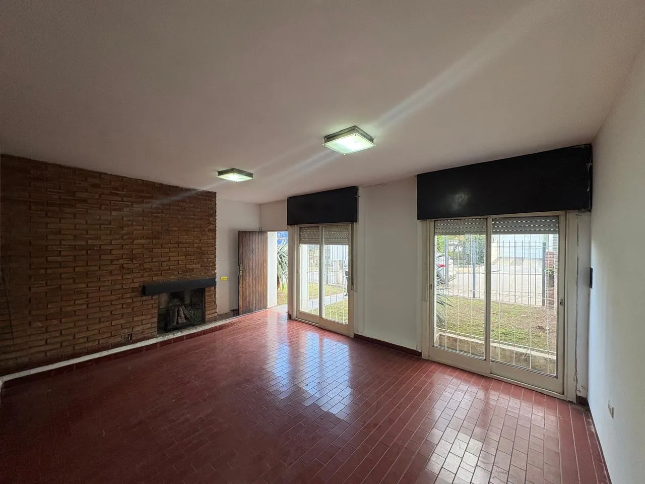 Venta Casa Urca 4 Dorm. - Apta Credito - m del Parque de Las Naciones y Av Rafael Nuñez