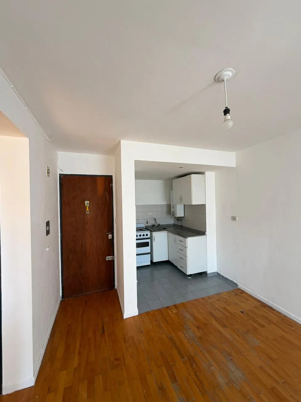 Alquilo Monoambiente Nueva Córdoba.