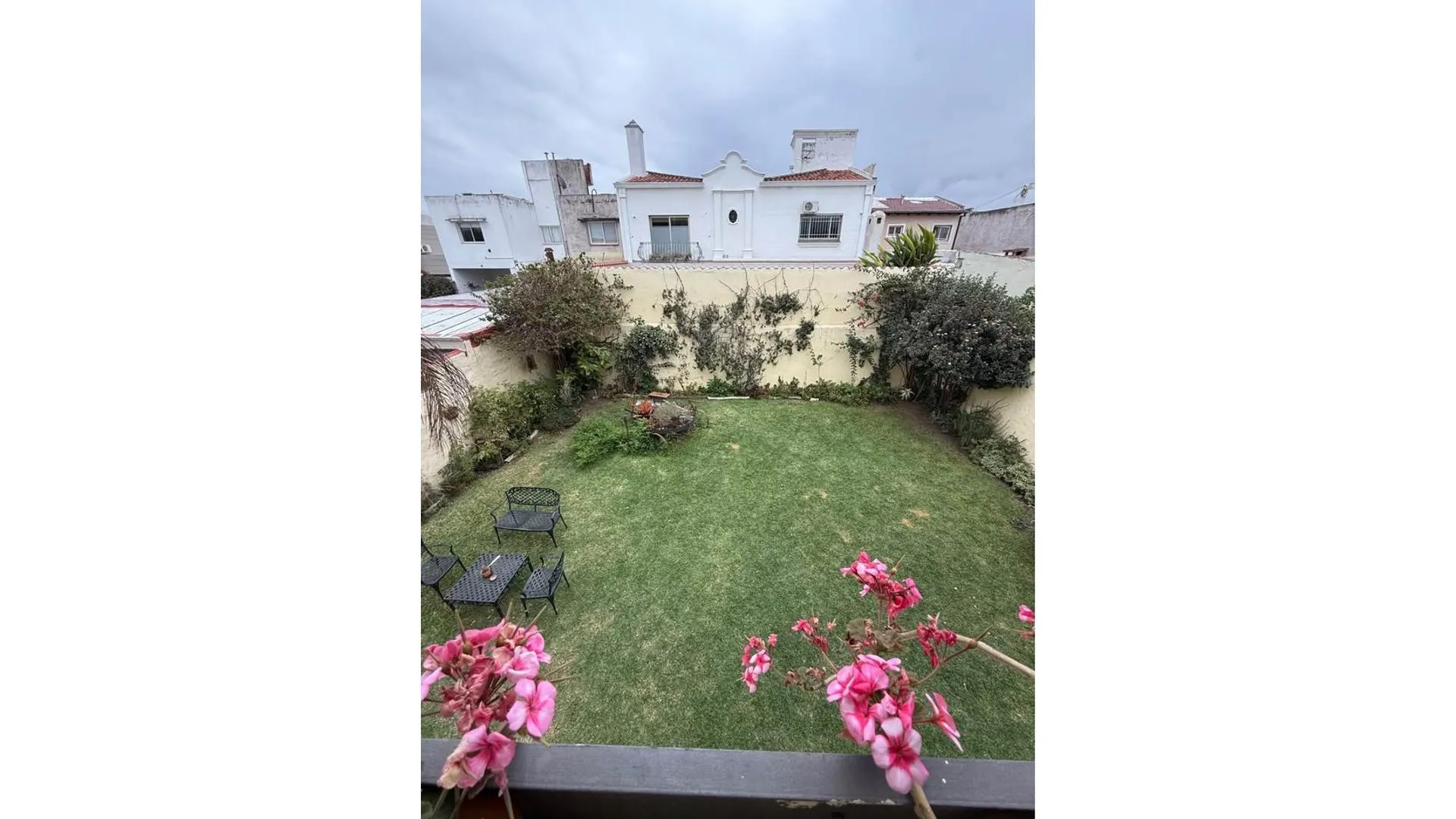 Exc casa 4 dor vta qcho/jard/gge Alto La Loma