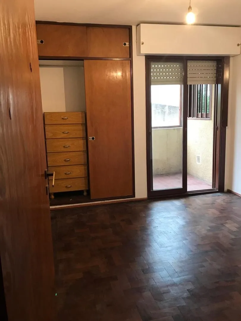 DEPARTAMENTO EN VENTA - UN DORMITORIO - ALBERDI - RJ