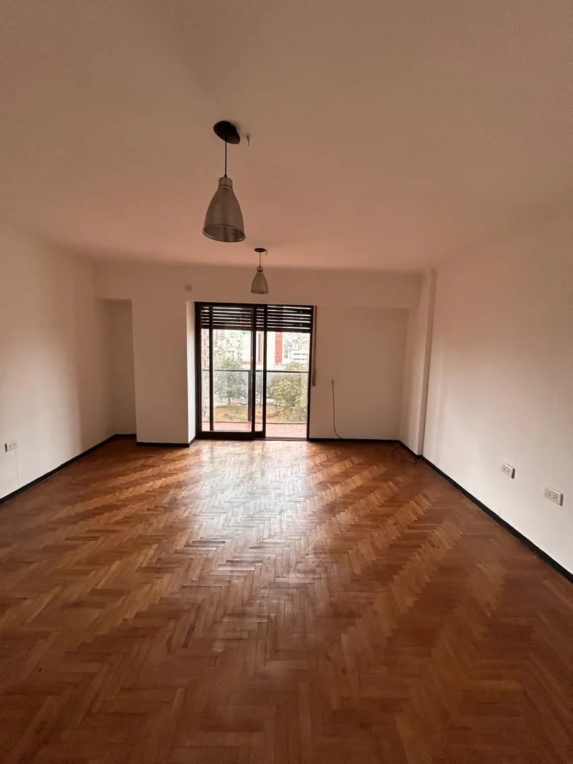Departamento en alquiler – Centro