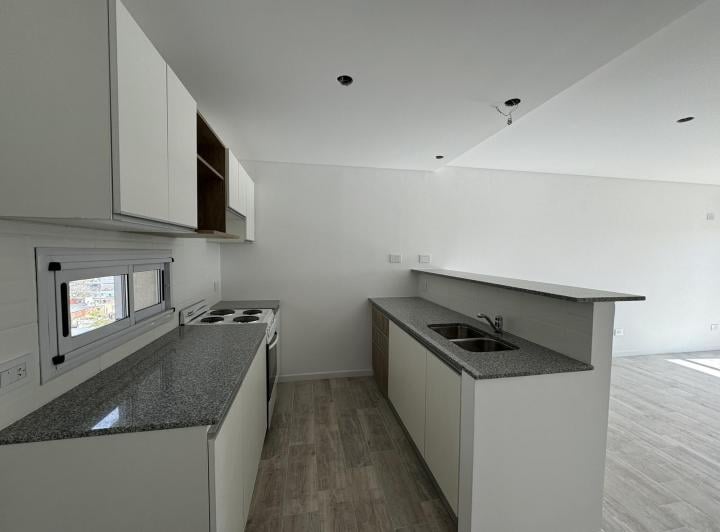 Departamento · 87m² · 4 Ambientes · 1 Cochera