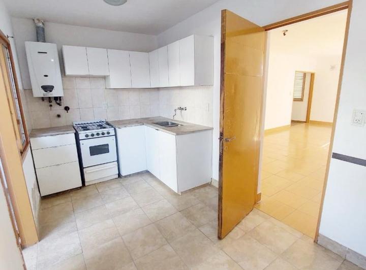Departamento · 85m² · 4 Ambientes
