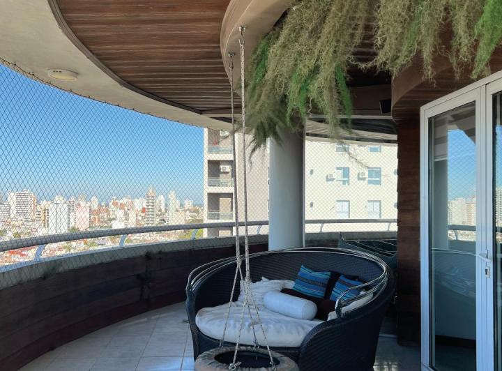 Departamento · 179m² · 4 Dormitorios · 3 Cocheras