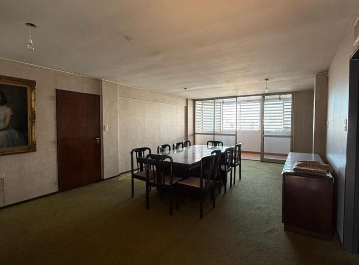 Departamento · 140m² · 5 Ambientes · 1 Cochera