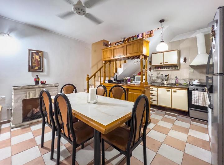 Casa · 135m² · 6 Ambientes · 1 Cochera