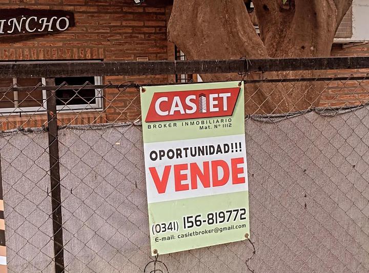 Casa · 90m² · 4 Ambientes · 2 Cocheras