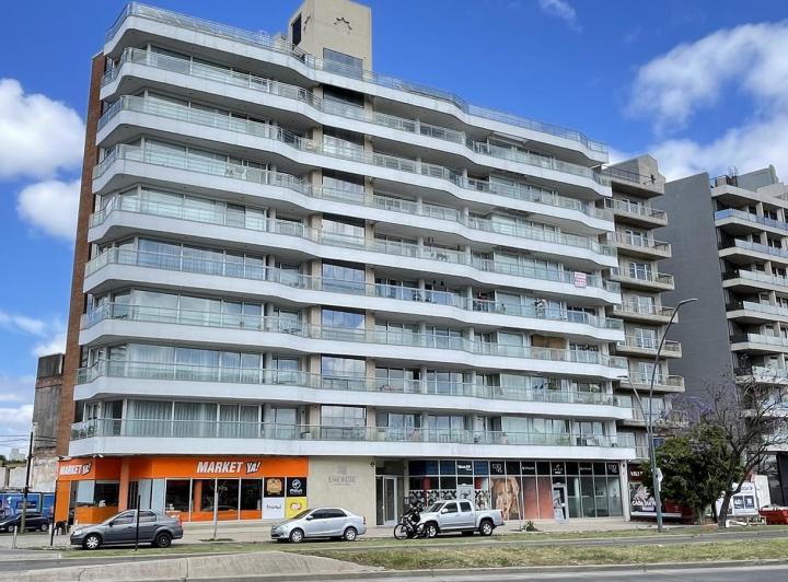 Departamento · 80m² · 3 Ambientes · 1 Cochera