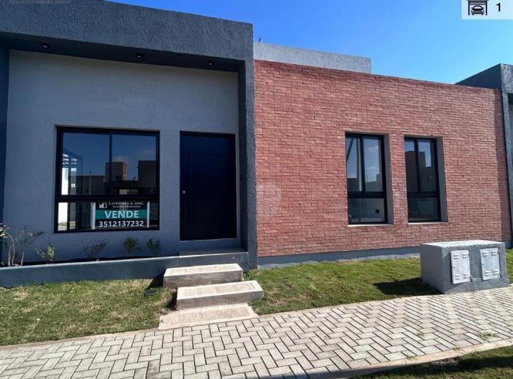 Casa · 85m² · 3 Ambientes · 1 Cochera
