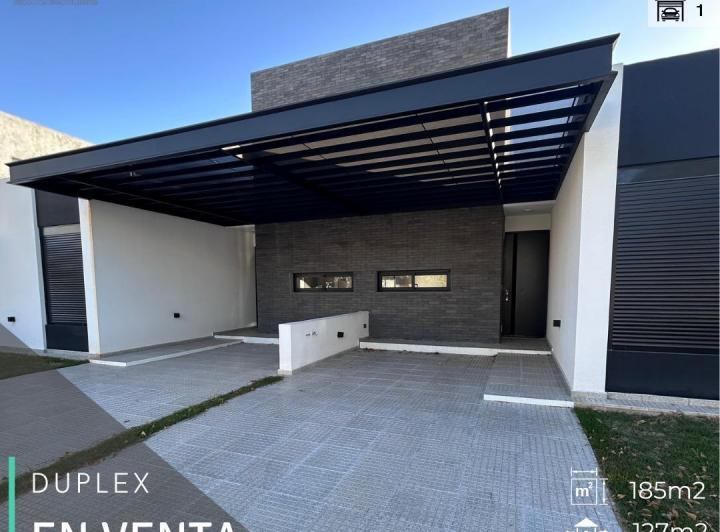 Casa · 127m² · 3 Ambientes · 1 Cochera