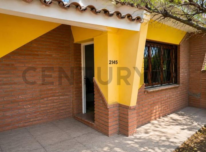 Casa · 158m² · 6 Ambientes · 1 Cochera