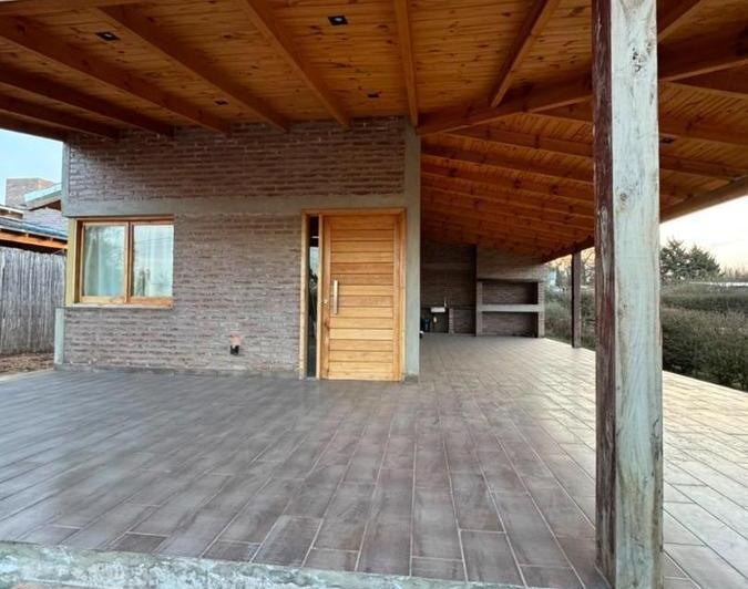 Casa · 150m² · 3 Ambientes · 1 Cochera