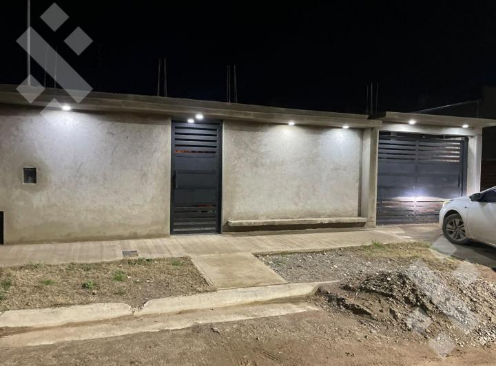 Casa · 55m² · 2 Ambientes · 1 Cochera